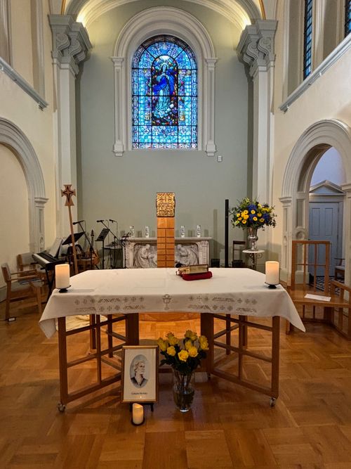 Our FLICKR photo sharing album featuring Mercy Day